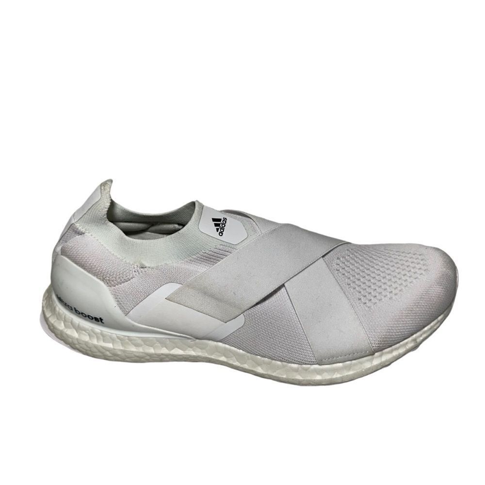 Women’s adidas prime knit athletic shoes size 9 white